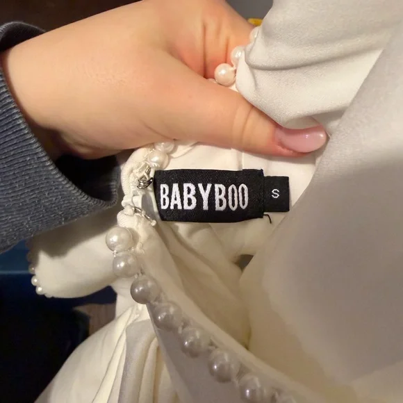 Cream Sleeveless Fit-and-Flare Mini Dress - Picture 3 of 3